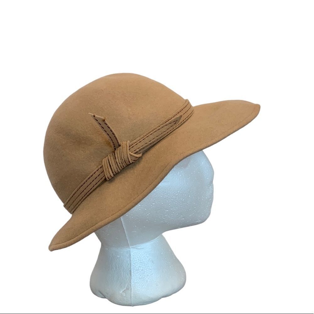 𝅺CAMEL brown felt hat